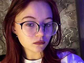 I'm 18, A Cam Desirable Bimbo Is What I Am