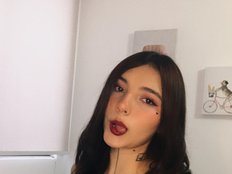 Mad-licia Live Webcam on BongaCams