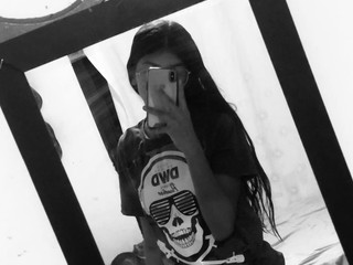Skinny Ambar