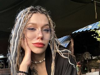 A Live Cam Hot Chick Is What I Am, People Call Me MissKiraRodshtein, I'm 24 Yrs Old