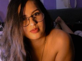 Laura-hillssLive Webcam
