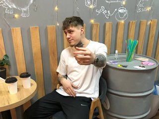 I Am A Brunette! My BongaCams Model Name Is Afgulion1387