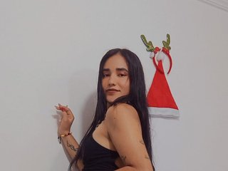I Am A Brunette And I'm 18 Yrs Old, My Name Is VioletaMichell