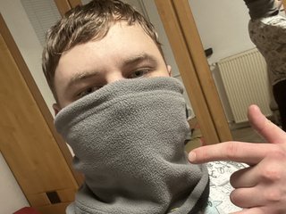 I Am A Brunette, My Age Is 32 Yrs Old! People Call Me SpermotoksikozVl