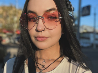 22