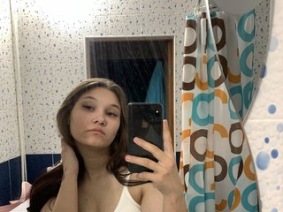 I'm 20 Yrs Old And At BongaCams I'm Named Sharon-Lona! I Am A Brunette