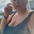 12Helen71