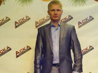 I'm 33 Years Of Age And At BongaCams People Call Me Crooked-Dick-Agent007