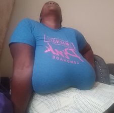 BustyDee