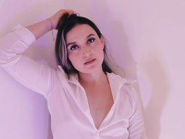 Bellamiller04Live Webcam