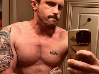 I Am Named Hardasfuck90sbaby! I Am A Brunette