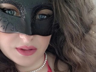 I'm 34 Years Of Age! A Sex Chat Horny Babe Is What I Am