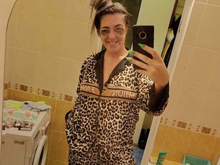 I'm A Sex Cam Appealing Chick And I Am A Brunette 2