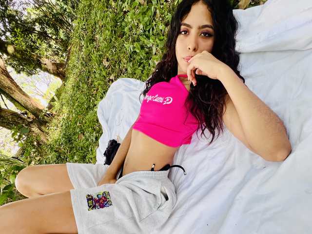 EMMAAA-STOONEE