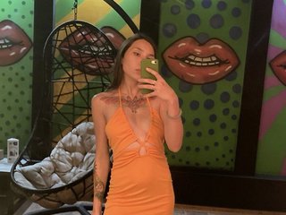 I Am Named HotELza! I Am A Brunette