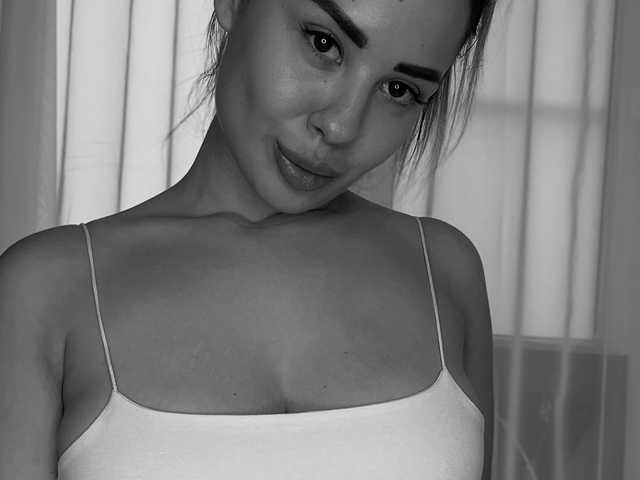 Anna_Night