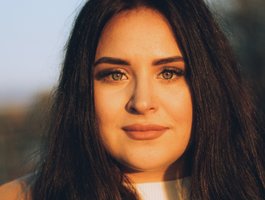 Lin-Nicole profile