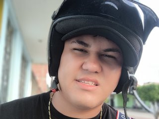 I Am A Blonde And My BongaCams Name Is Javiergoitia