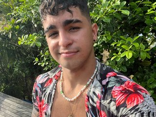At BongaCams People Call Me Davidstone28! I Am A Brunette And 22 Is My Age
