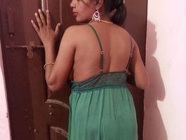 Cutee_Riya54 webcam