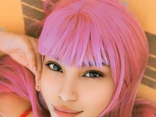 I Am A Brunette And I'm A Camwhoring Cute Lady, Bogota Is Where I Live