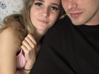 Live трансляция CaysiCouple - hotxchat.com