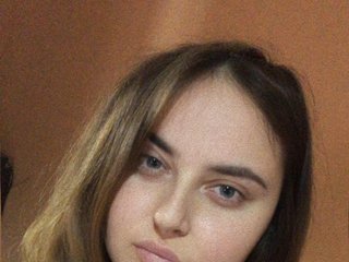 I Am A Brunette And My Model Name Is NatasaRose, I'm A Live Cam Delicious Hottie