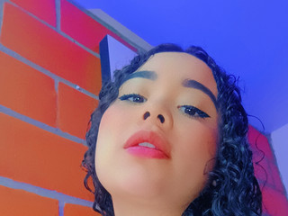 Your girl is quite sexy and naughty 🥵🔥😈
