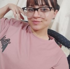 VictoriaKissed