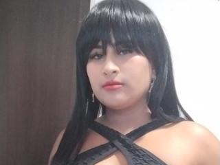 do u like my balck dress?