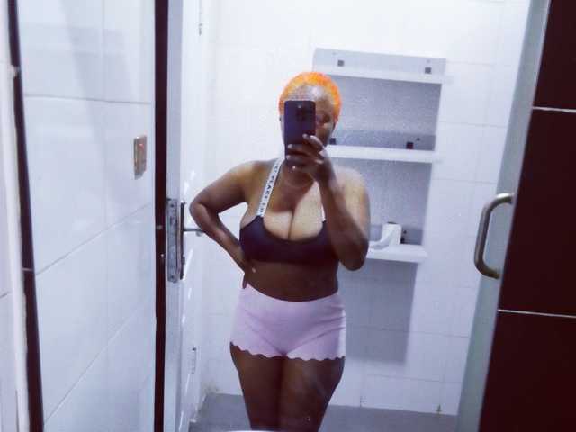 Thickerboobs-xx
