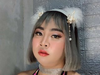 QueenRoxyMulticummer1