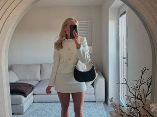 A Live Chat Stunning Woman Is What I Am And I Come From Asaba! I'm 23 Yrs Old
