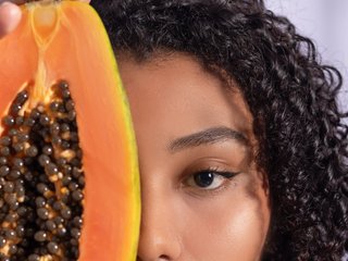 My Age Is 21 Years Old And A Webcam Sensual Bimbo Is What I Am! I Am A Brunette