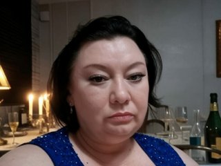Alinahott1