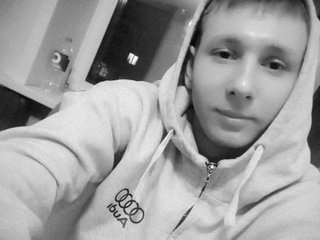 My Model Name Is Den4k999, I Am A Brunette