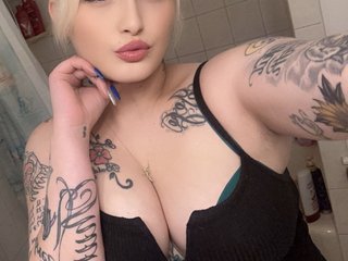 I Am A Blonde And My Age Is 29 Yrs Old! A Sex Webcam Charming Gal Is What I Am