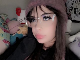 My Age Is 19 Yrs Old, At BongaCams I'm Named Sunnybunny19