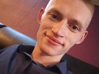I'm 26! I Am Named Maks-2811