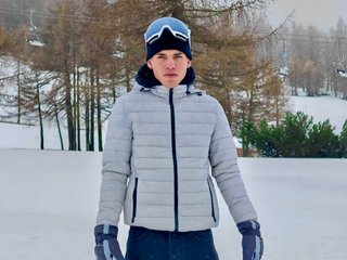 I'm 22 Yrs Old, My BongaCams Name Is Iamandyx18