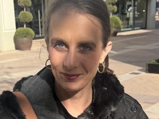I Come From Dortmund! My Age Is 36 Yrs Old And I Am A Brunette