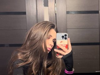 Emilia-Reeddd