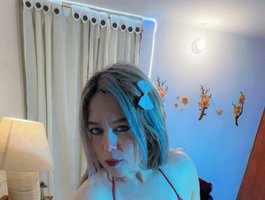 arisha-katy1 live cam model at BongaCams