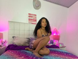 LinnaMackayLive Webcam
