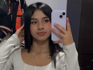 Laura-Khalifa Avatar