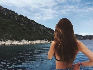 I Am A Brunette! At BongaCams People Call Me LisaPark! I'm 22 Years Of Age