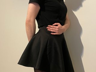 I'm A Live Webcam Sexy She-male! My BongaCams Name Is Niicola