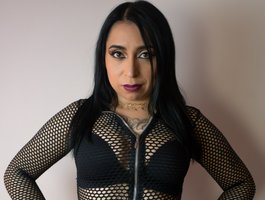 Clarise-Allen live cam model at BongaCams