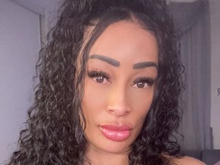 I Am A Brunette And A Camwhoring Horny Honey Is What I Am 2
