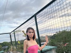 SKINNYasianSLUTs private show